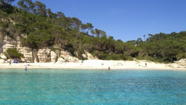 Cala Mitjana, Menorca